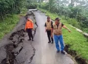 Musim Hujan Picu Tanah Gerak, Jalan Utama Banjarnegara Pagentan Ditutup Total