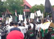 Ormas Islam Dan Laskar Siap Jihad Tutup Outlet Miras Di