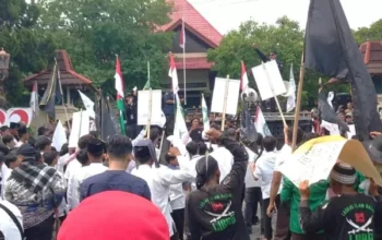 Ormas Islam Dan Laskar Siap Jihad Tutup Outlet Miras Di