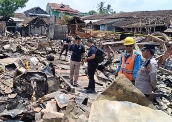 Pasca Kebakaran Pasar Karanggede, Tim Labfor Polda Jateng Turun Lakukan