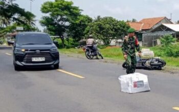 Pemotor Jatuh Akibat Kotak Suara Tercecer Di Jalan Daendels Purworejo