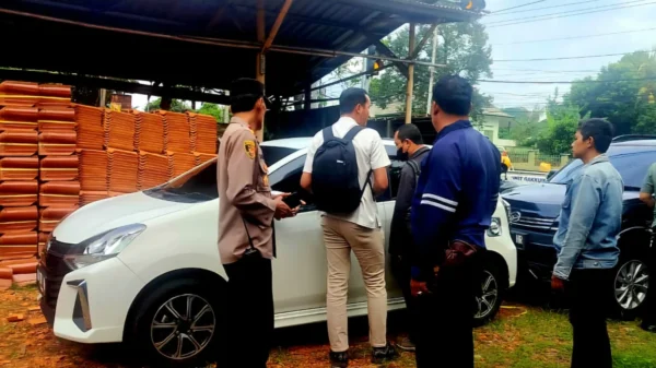 Pencurian Pecah Kaca Mobil Di Semarang Dan Salatiga Pelaku Bawa