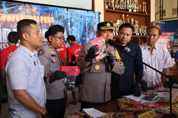 Perempuan Asal Pekalongan Ditangkap, Narkoba Disembunyikan Di Alat Vital