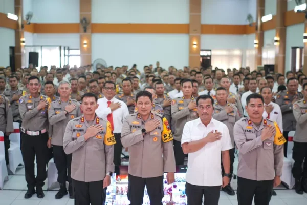 Pilkada 2024, Kapolda Jateng Sampaikan Pesan Netralitas di Purworejo dan Cilacap