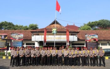 Polres Jembrana Lakukan Apel Pengamanan Di Tps Untuk Pastikan Keamanan