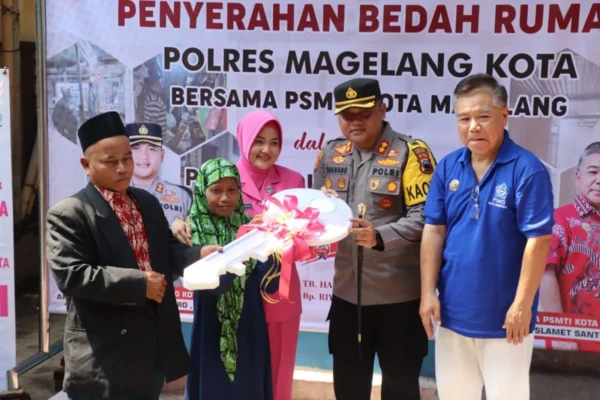 Polres Magelang Kota Wujudkan Kepedulian Dengan Bedah Rumah Warga