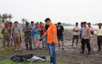 Warga Kebumen Temukan Mayat Pria Bersimbah Luka Di Muara Sungai