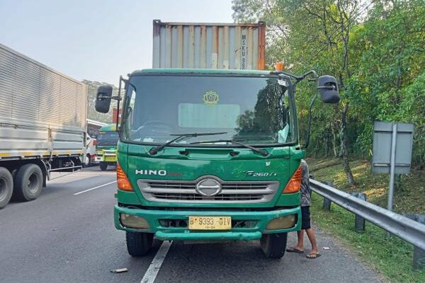 Aturan Baru Polda Jateng, Truk Dibatasi Lalui Tol dan Pantura Mulai Sekarang