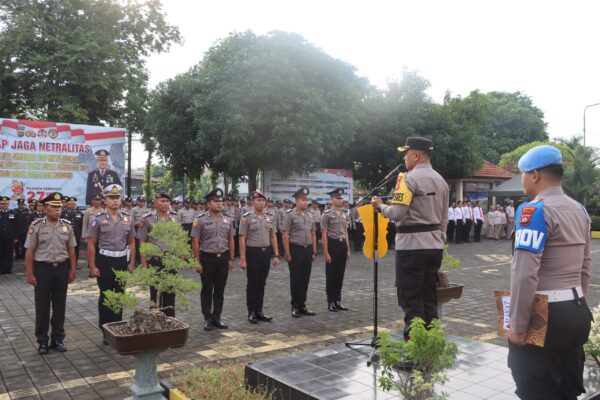 Awali Tahun Baru, Polres Jembrana Gelar Upacara Korps Raport