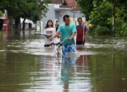 Warga Meteseh Semarang Terkena Dampak Banjir, Tanggul Kali Jebol