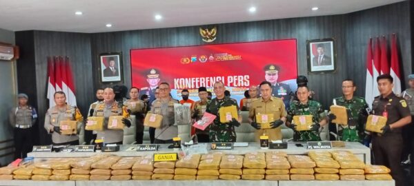 Bongkar Sindikat Narkoba, Polresta Malang Kota Sita 1,6 Kwintal Ganja