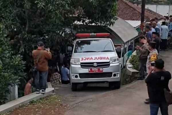 Brimob Kalteng Gelar Patroli untuk Jaga Kamtibmas Natal 2024 di Palangka Raya