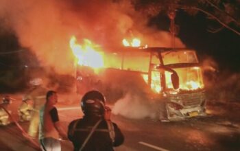 Bus Wisata Terbakar Habis Di Jalan Jogja Solo, Kejadian Di Delanggu