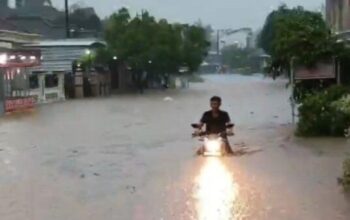 Empat Kecamatan Di Wonogiri Terendam Banjir, Tiga Sekolah Terkena Longsor