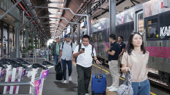 604 Penumpang Tinggalkan Stasiun Cepu Blora pada Hari Pertama Angkutan Nataru