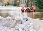 Hujan Lebat Sebabkan Banjir di Banyumas, Warga Siaga Menghadapi Bencana