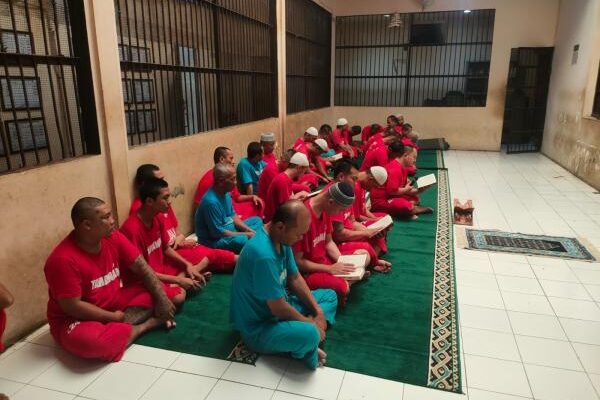 Intip Kegiatan Spiritual di Rutan Polda Jateng, One Day One Juz Harapan Baru di Masa Tahanan