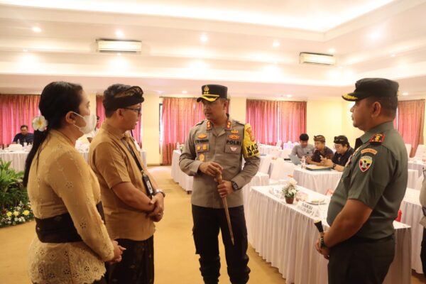 Kapolres Jembrana Kawal Rekapitulasi Pilkada Serentak Hingga Tingkat Kabupaten