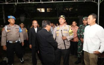 Kapolres Sukoharjo Dampingi Forkopimda Monitoring Keamanan Gereja Gereja