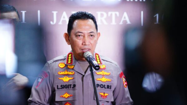 Kapolri: Polri Tni Siaga Amankan 61 Ribu Lokasi Saat Natal Dan