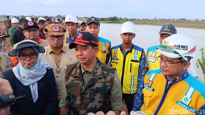 Penguatan Tanggul Sungai Wulan Demak, Kepala BNPB Lakukan Peninjauan Langsung