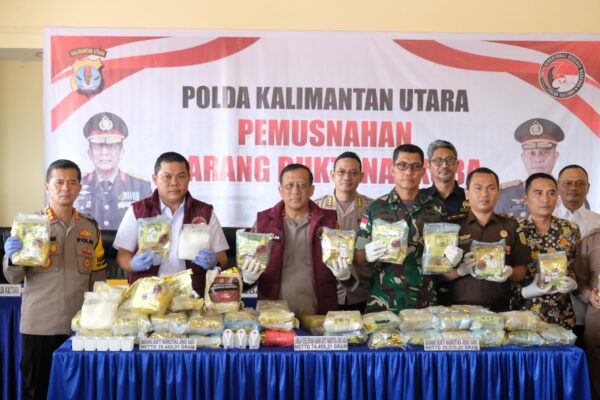 Komitmen Anti Narkoba, Polda Kaltara Musnahkan 74 Kg Sabu