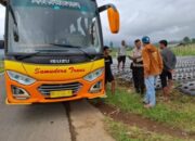 Lucu Tapi Seram, Bus Pendaki Salah Rute Ke Kuburan Di