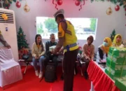 Pemudik Dimanjakan, Polres Pemalang Berikan Layanan Makan Gratis