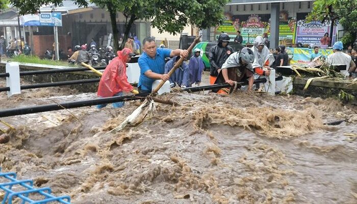 Terjangan Banjir Bandang di Wonosobo Jebol Dua Rumah Warga