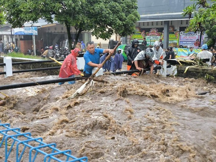 Mojotengah Wonosobo Dilanda Banjir Bandang, Dua Rumah Rusak Parah