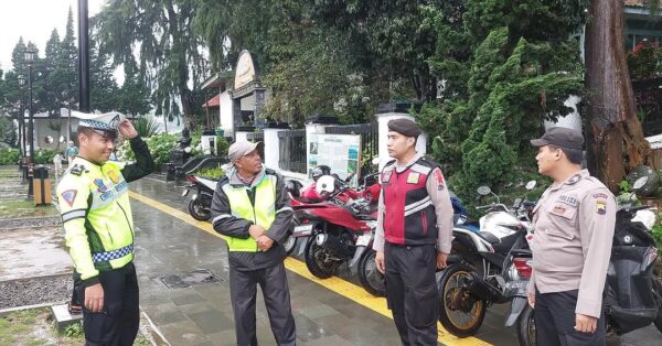 Polres Banjarnegara Gelar Patroli Obyek Wisata dalam Operasi Lilin Candi 2024