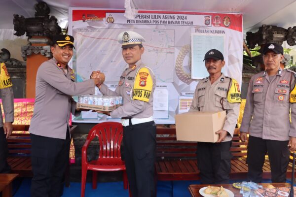 Pemantauan Ketat, Kapolres Jembrana Cek Pos Pengamanan Operasi Lilin Agung