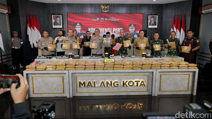 Penyelamatan 54.526 Jiwa, Polresta Malang Kota Sita 166,58 Kg Ganja