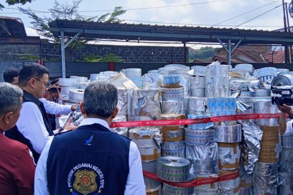 Penyelundupan Obat Ilegal Di Semarang, Pemilik Gunakan Identitas Orang Lain