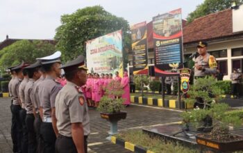 Polres Jembrana Adakan Upacara Korps Raport Di Awal 2025