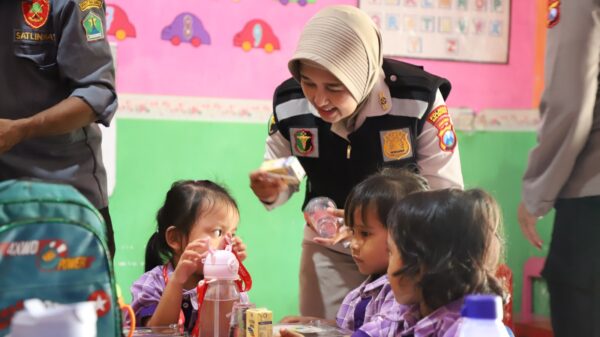 Polresta Malang Kota Gelar Program Gizi Anak di SD Kecamatan Kedungkandang, Ini Tujuannya