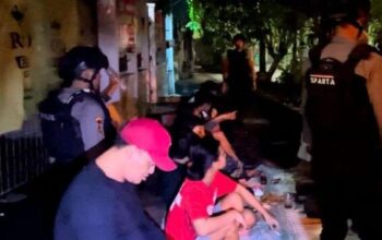 Polresta Surakarta Tindak Pesta Miras, 11 Pemuda Diamankan Di Kepatihan