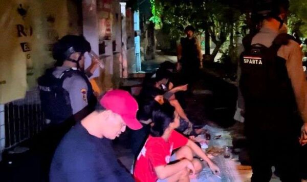 Polresta Surakarta Tindak Pesta Miras, 11 Pemuda Diamankan Di Kepatihan