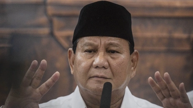 Prabowo Ingatkan Polisi Untuk Selalu Berbakti Pada Rakyat Di Apel