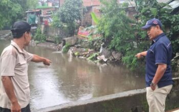 Pria Tak Dikenal Ditemukan Tewas Mengapung Di Brantas