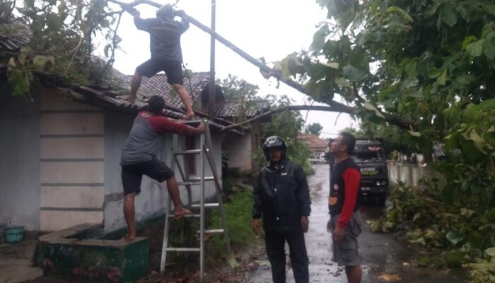 Lisus Ngamuk di Perbatasan Klaten-Gunungkidul, Puluhan Rumah Rusak Parah