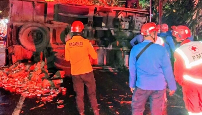 Truk Tabrak Tebing di Purworejo, Sopir Tewas di Tempat