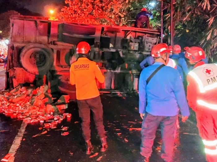 Truk Alami Kecelakaan Di Purworejo, Sopir Dilaporkan Meninggal