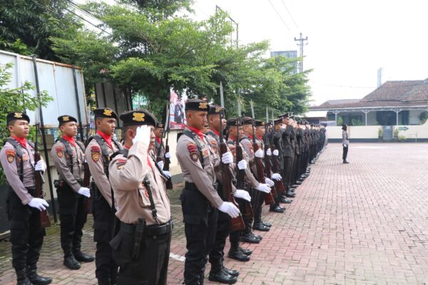 Upacara Hari Ibu Ke 96, Polres Banjarnegara Hargai Peran Perempuan