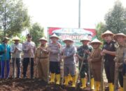 Aksi Nyata Polres Banjarnegara, Tanam Jagung Demi Swasembada Pangan