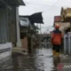 Bnpb: Tim Gabungan Tangani 3.987 Warga Terdampak Banjir Rob Di