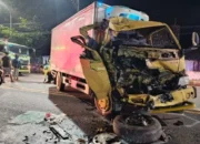 Benturan Keras Truk Vs Truk Di Pantura Rembang, Tiga Orang