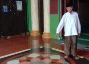 Bermodus Jas Hujan, Pencuri Gasak Kotak Amal Masjid di Kota Malang