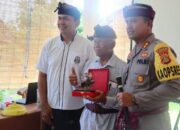 Dekatkan Diri Ke Warga, Kapolres Jembrana Gelar Jumat Curhat