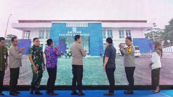 Dengan Anggaran Rp129 Miliar, Kapolda Jateng Resmikan Satpas Polres Salatiga